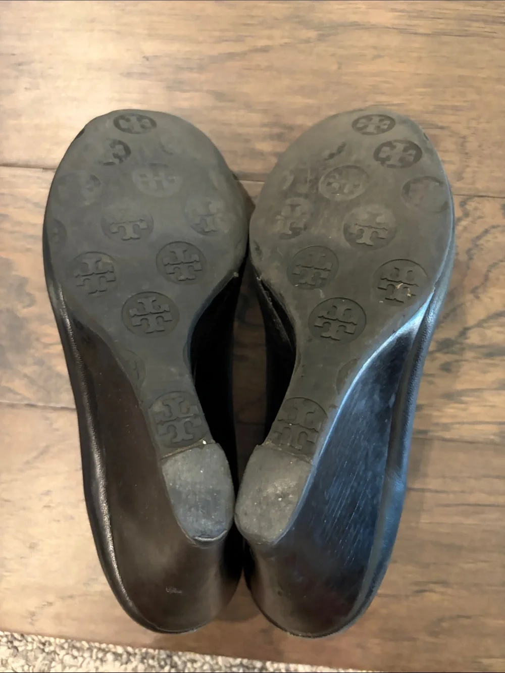 Tory Burch Black Wedge Heels Sz 7.5